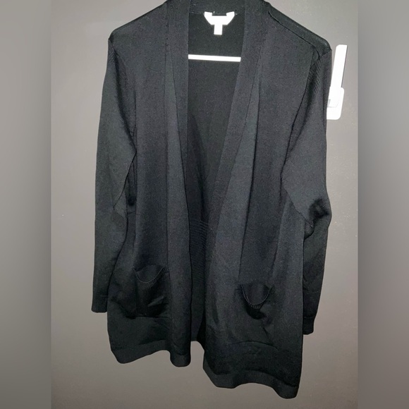 2 XL CARDIGANS - Picture 7 of 11